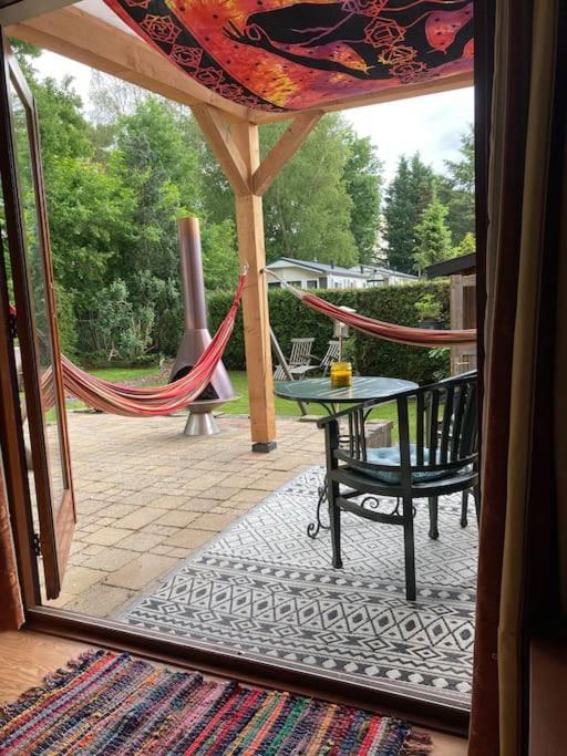 Welcome, Relax And Enjoy Your Stay Путен Екстериор снимка