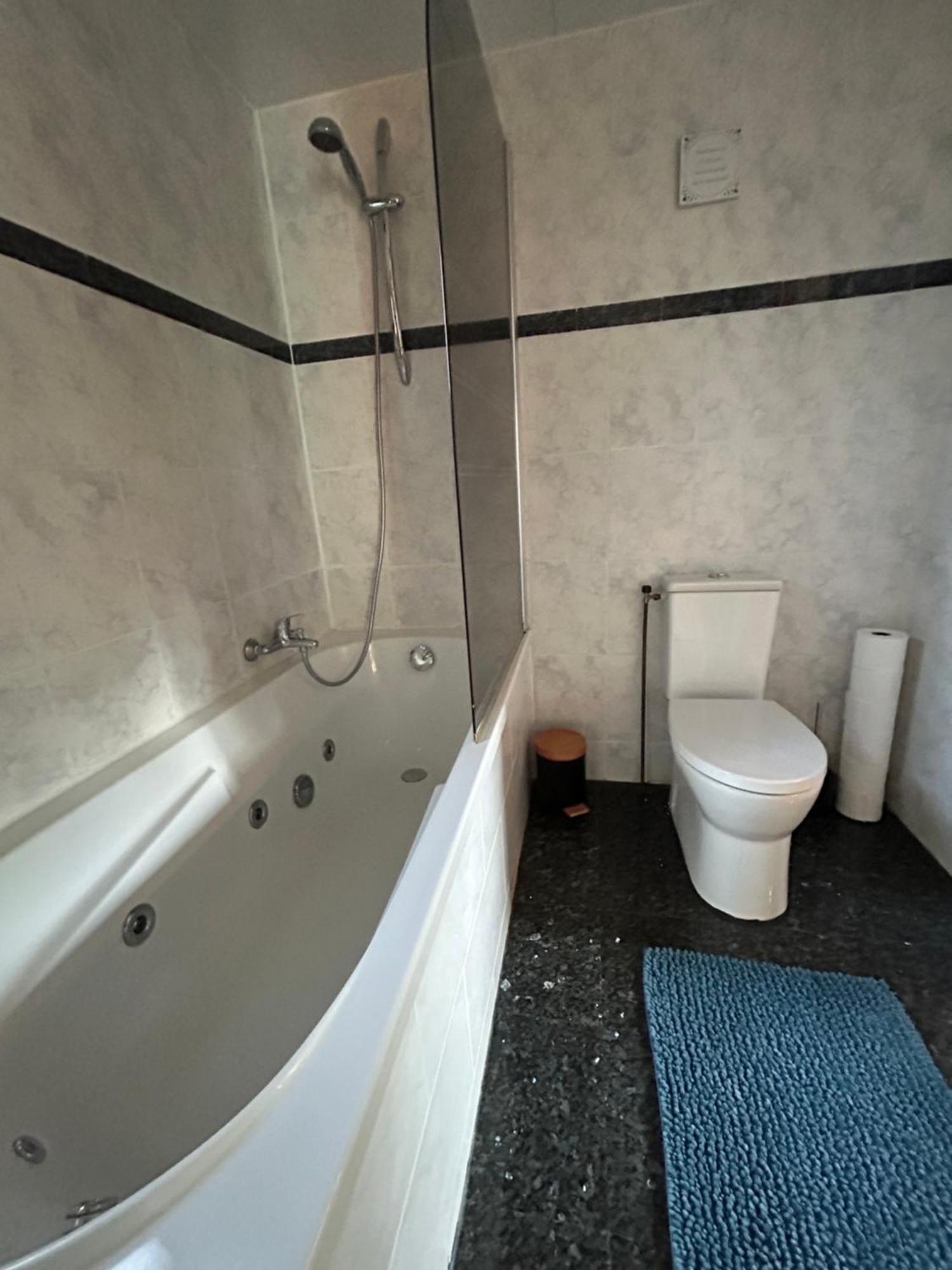 Welcome, Relax And Enjoy Your Stay Путен Екстериор снимка